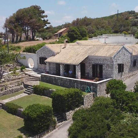 Villa Quietude Agios Stefanos Avliotes  Zewnętrze zdjęcie