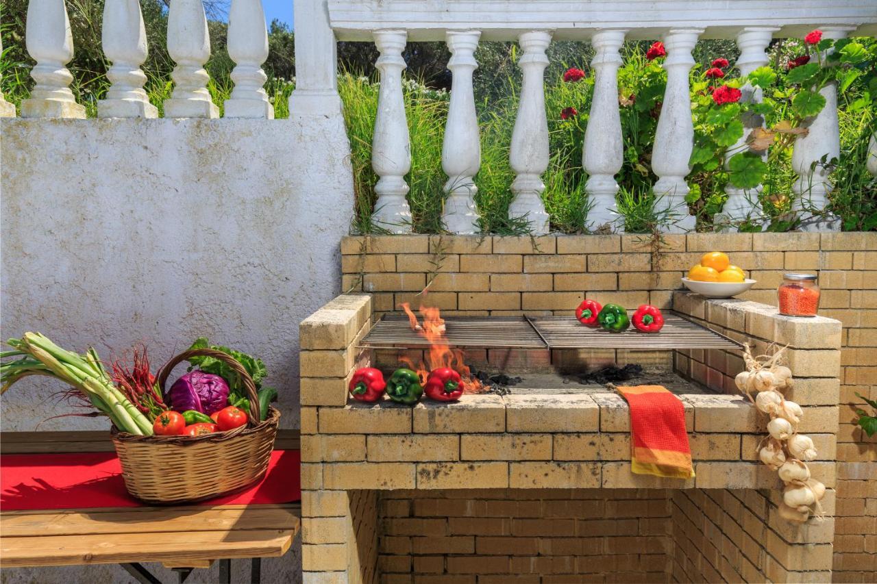 Villa Quietude Agios Stefanos Avliotes  Zewnętrze zdjęcie
